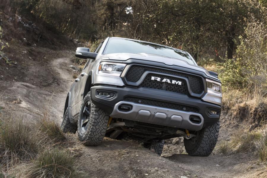  Dodge Ram 1500 Rebel Crew Cab (DT) 2018 года  (фото 6 из 48)